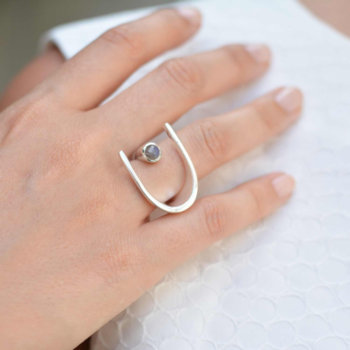 NEOLA Lunaria Ring